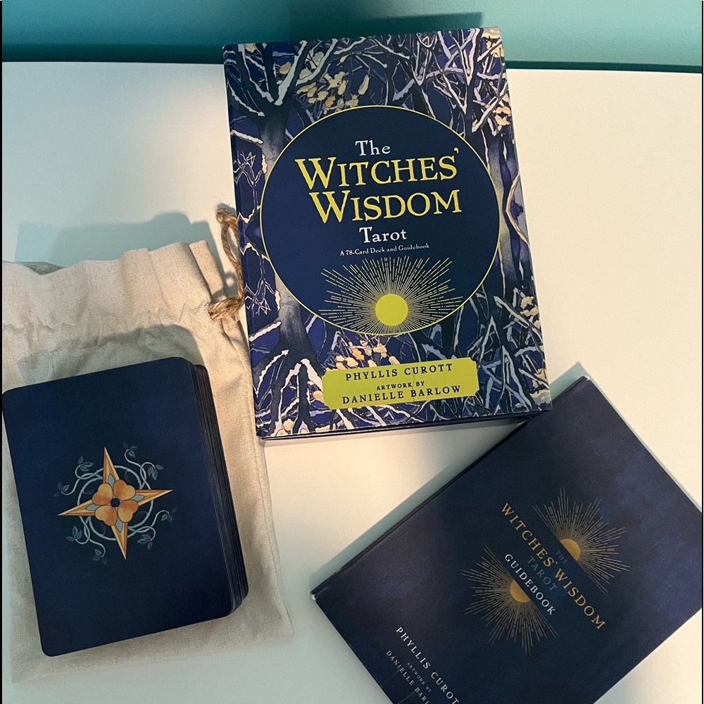 Witches Wisdom tarot deck
